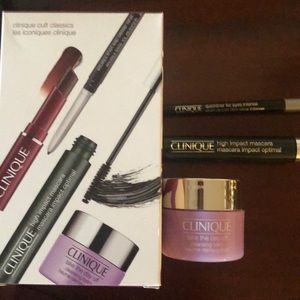 Clinique Cult Classics Set